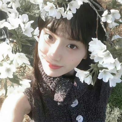 曾逢君时花照眼